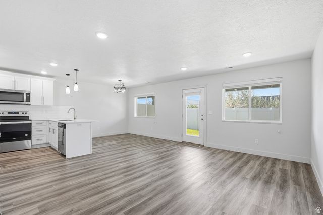 3447 W 3950 S, West Haven, UT 84401