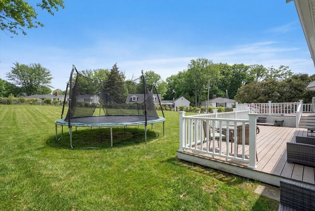 32 Josephine Ave, Methuen, MA 01844