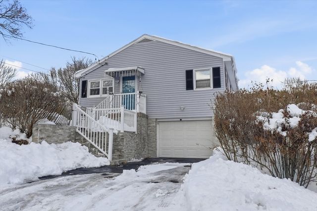 32 Josephine Ave, Methuen, MA 01844