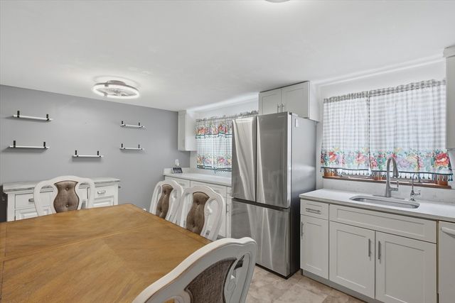 32 Josephine Ave, Methuen, MA 01844