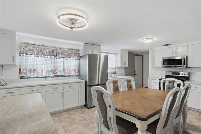 32 Josephine Ave, Methuen, MA 01844