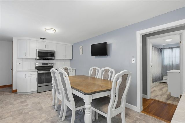 32 Josephine Ave, Methuen, MA 01844