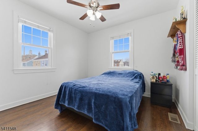 621 Britton St, Elizabeth City, NJ 07202