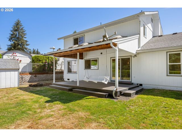 1790 OSTMAN Rd, West Linn, OR 97068