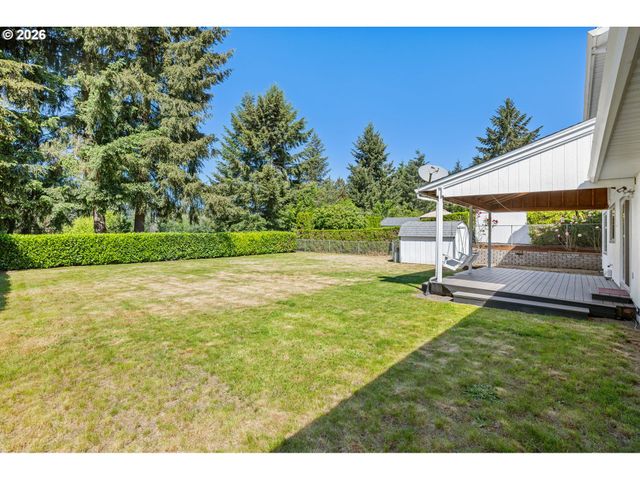 1790 OSTMAN Rd, West Linn, OR 97068