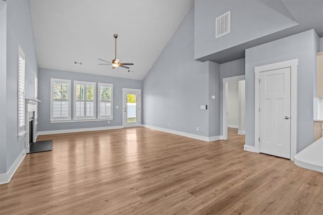 1536 Shallons Court, Spartanburg, SC 29301