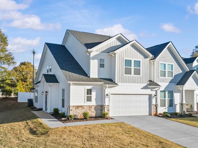 1536 Shallons Court, Spartanburg, SC 29301