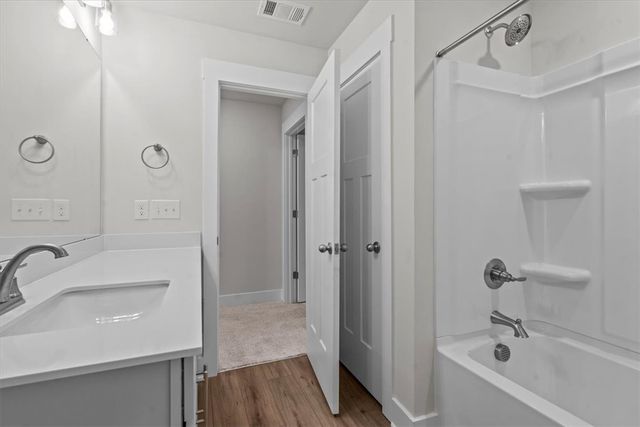 1536 Shallons Court, Spartanburg, SC 29301