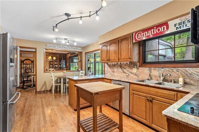 1012 S Wyckford Street, Olathe, KS 66061