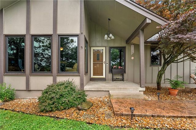 1012 S Wyckford Street, Olathe, KS 66061