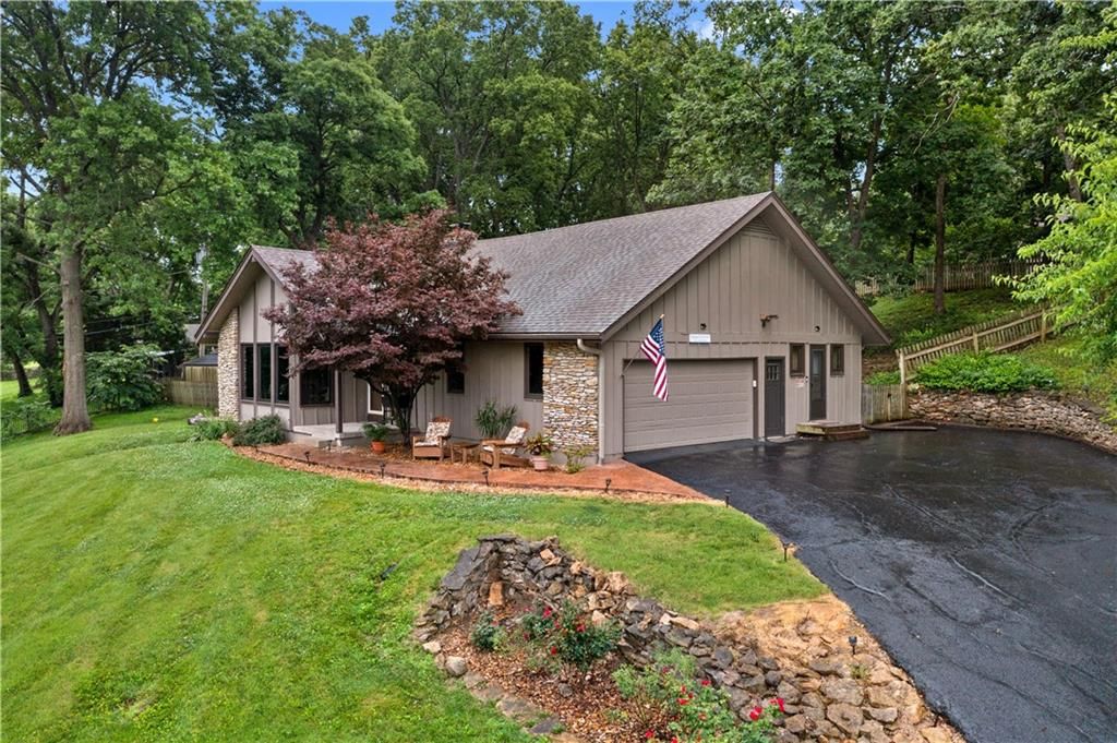 1012 S Wyckford Street, Olathe, KS 66061