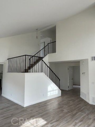 19920 Silvercrest, Riverside, CA 92508