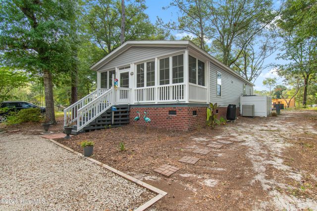 9275 Bonaparte Drive SW, Calabash, NC 28467
