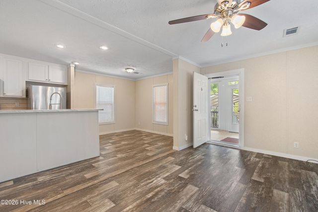 9275 Bonaparte Drive SW, Calabash, NC 28467