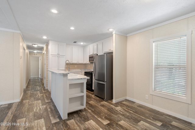 9275 Bonaparte Drive SW, Calabash, NC 28467