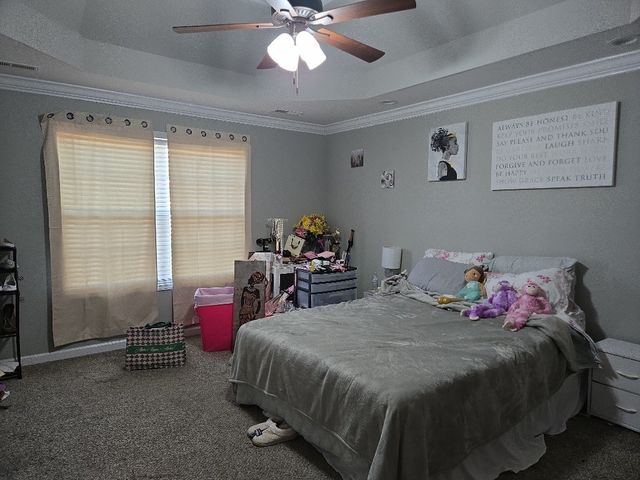 1417 Millet Dr, Clarksville, TN 37040