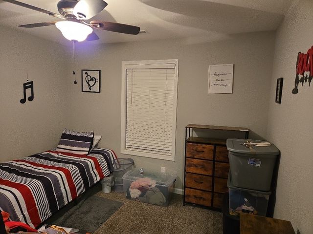 1417 Millet Dr, Clarksville, TN 37040