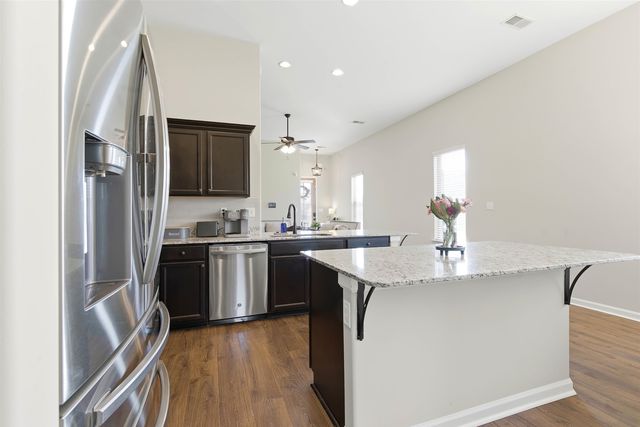 6214 ROSEMARK RD, Olive Branch, MS 38654