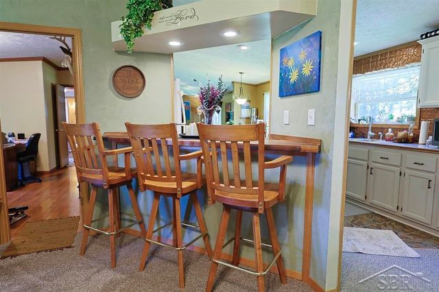 2202 W Huckleberry Road, Sanford, MI 48657