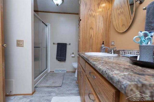 2202 W Huckleberry Road, Sanford, MI 48657