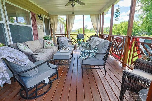 2202 W Huckleberry Road, Sanford, MI 48657