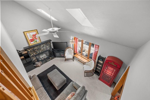 1481 Rivers Edge PARKWAY, Oconomowoc, WI 53066