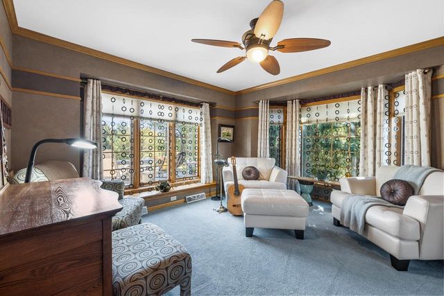 1481 Rivers Edge PARKWAY, Oconomowoc, WI 53066