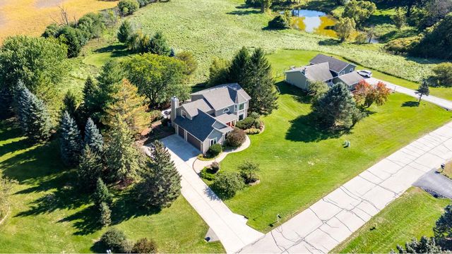 1481 Rivers Edge PARKWAY, Oconomowoc, WI 53066