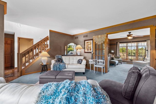 1481 Rivers Edge PARKWAY, Oconomowoc, WI 53066