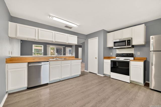 5827 Sun Bay, San Antonio, TX 78244