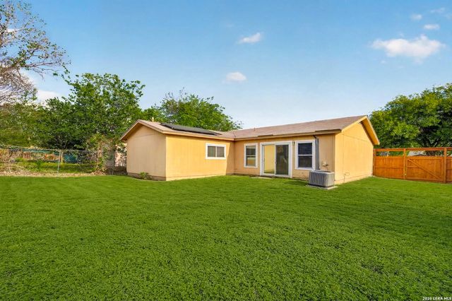 5827 Sun Bay, San Antonio, TX 78244