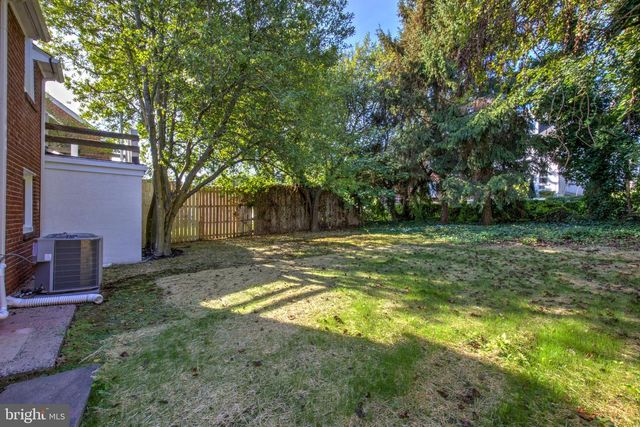 242 SHADELAND AVE, Drexel Hill, PA 19026