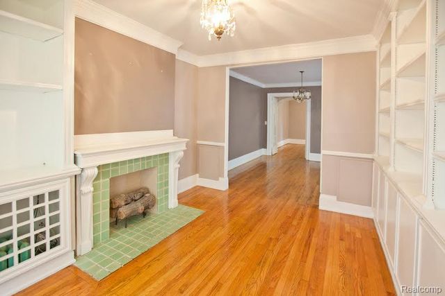 7880 Van Dyke Place, Detroit, MI 48214