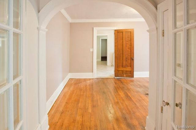 7880 Van Dyke Place, Detroit, MI 48214