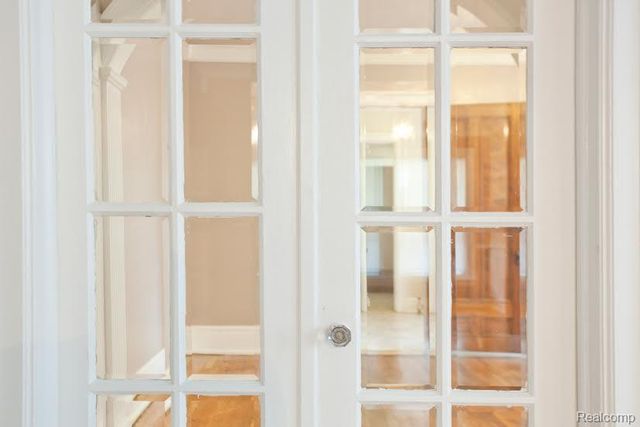 7880 Van Dyke Place, Detroit, MI 48214