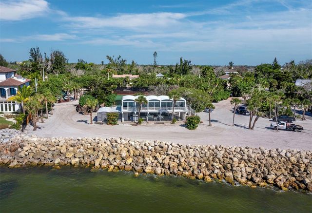 7219 PINE NEEDLE ROAD, Sarasota, FL 34242