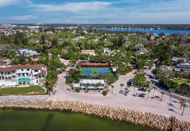 7219 PINE NEEDLE ROAD, Sarasota, FL 34242