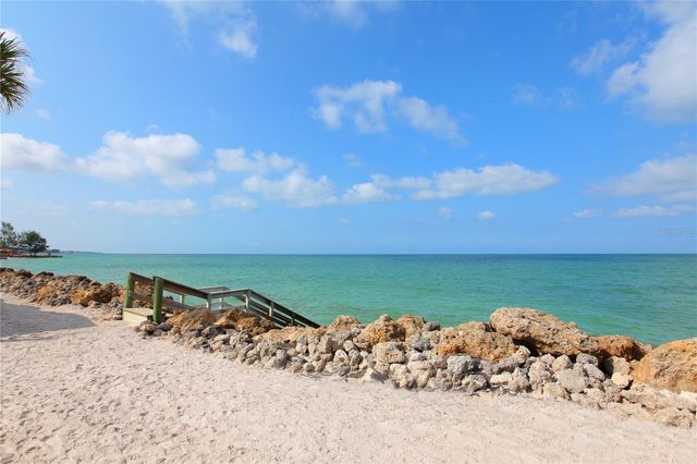 7219 PINE NEEDLE ROAD, Sarasota, FL 34242