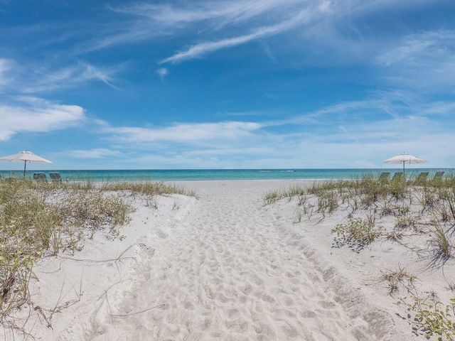 7219 PINE NEEDLE ROAD, Sarasota, FL 34242