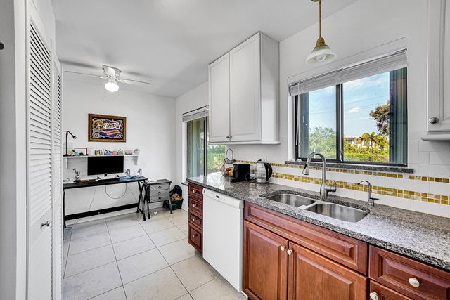 159 NW 70th Street 416, Boca Raton, FL 33487