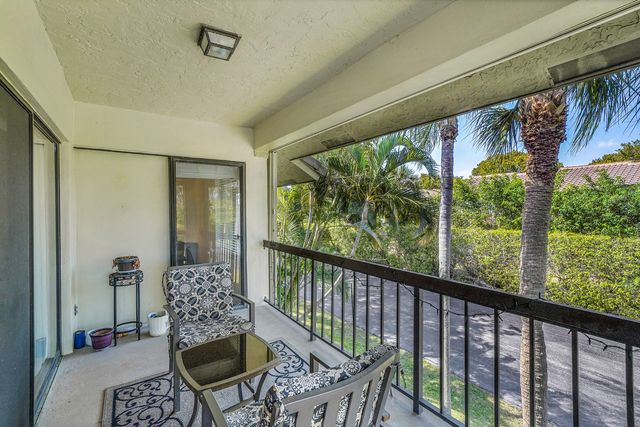 159 NW 70th Street 416, Boca Raton, FL 33487