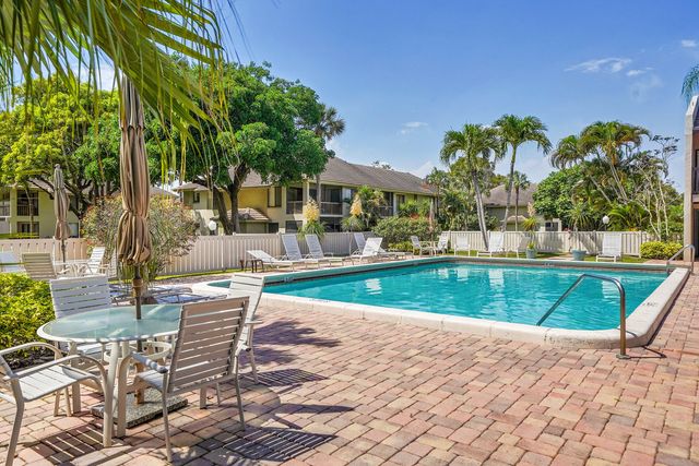 159 NW 70th Street 416, Boca Raton, FL 33487
