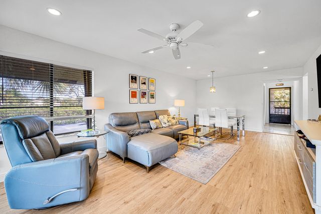 159 NW 70th Street 416, Boca Raton, FL 33487