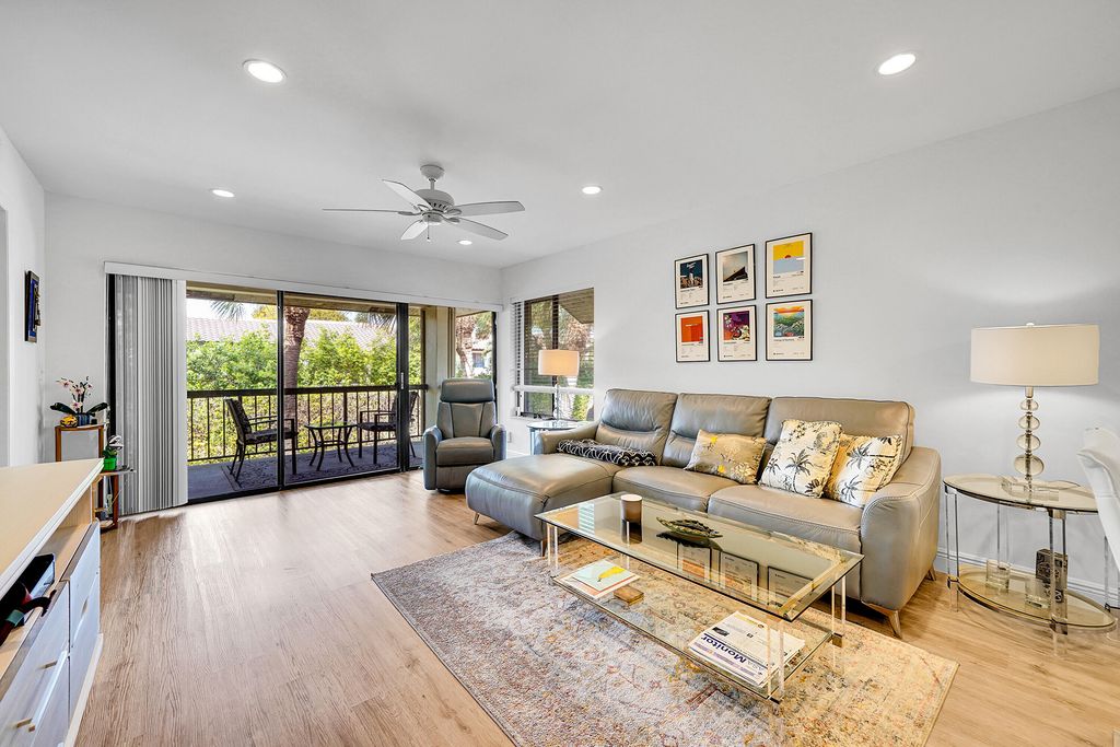 159 NW 70th Street 416, Boca Raton, FL 33487