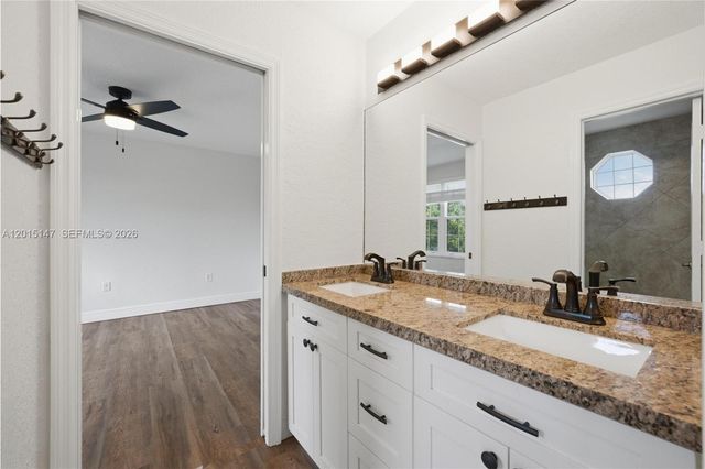 13845 NW 14th St, Pembroke Pines, FL 33028