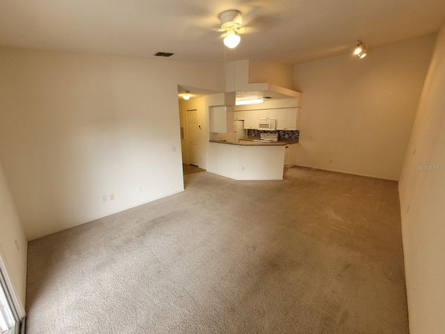 36137 LAKE CHASE BOULEVARD 201, Zephyrhills, FL 33541