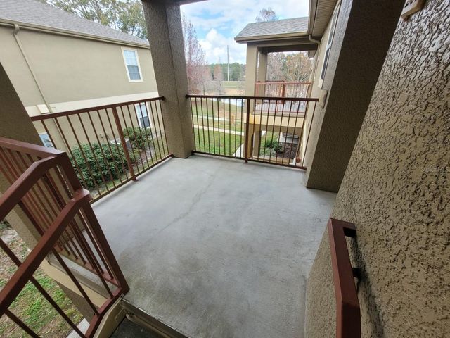 36137 LAKE CHASE BOULEVARD 201, Zephyrhills, FL 33541