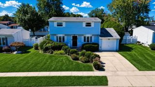 27 Grace Drive, Old Bridge, NJ 08857