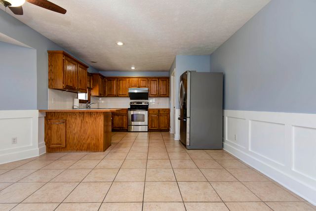 3243 S Nettleton Avenue, Springfield, MO 65807