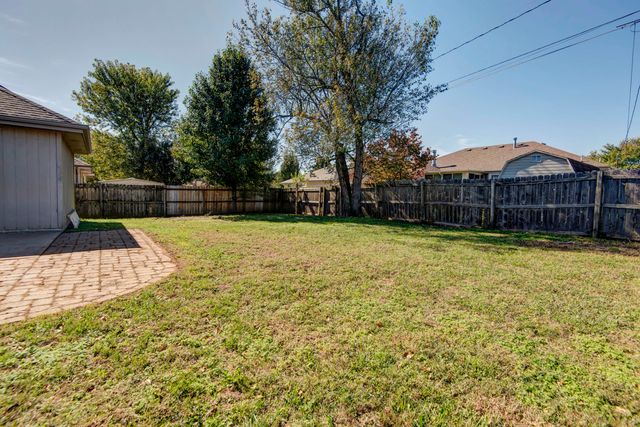 3243 S Nettleton Avenue, Springfield, MO 65807